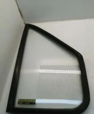 Ford Transit Front door vent window glass four-door 43R00004