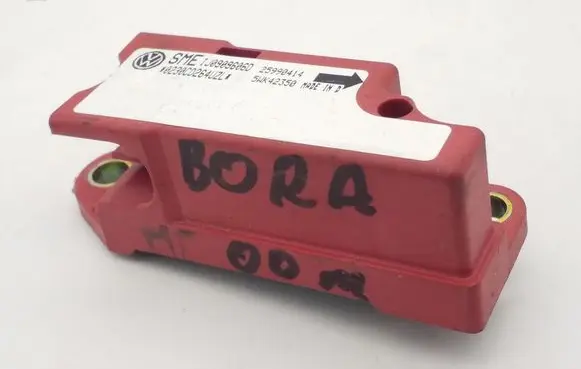 Volkswagen Bora Airbag deployment crash/impact sensor IJ0909606D 25990414 5WK42350