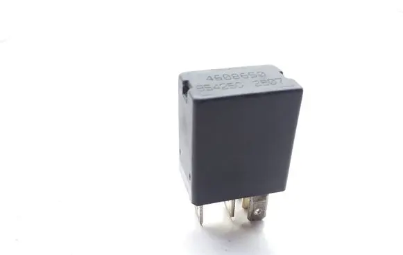 Chrysler Town u0026 Country III Hazard warning light relay 954250 4608650