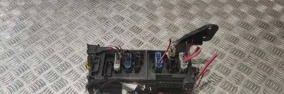Mercedes-Benz ML W164 Fuse box set A1645403372
