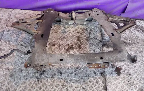 Renault Kangoo I Front subframe
