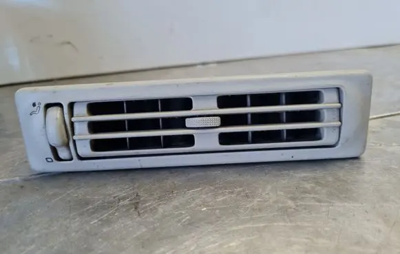 Volkswagen Transporter - Caravelle T4 Air vent grill in roof 703820963