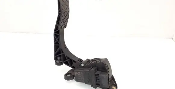 Audi A6 S6 C6 4F Accelerator throttle pedal 4F1723523A 6PV00898404