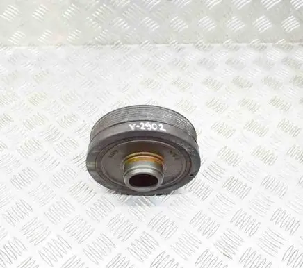 BMW 4 F32 F33 Crankshaft pulley 8638446