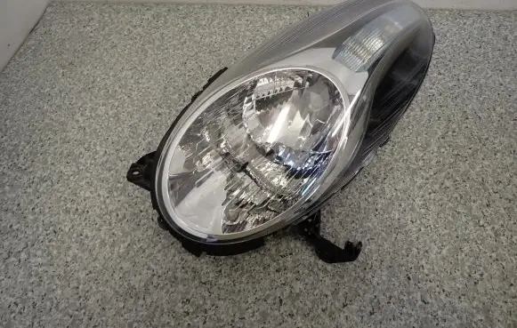 Nissan Micra Headlight/headlamp