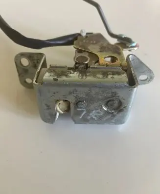 Mazda Tribute Loading door lock 