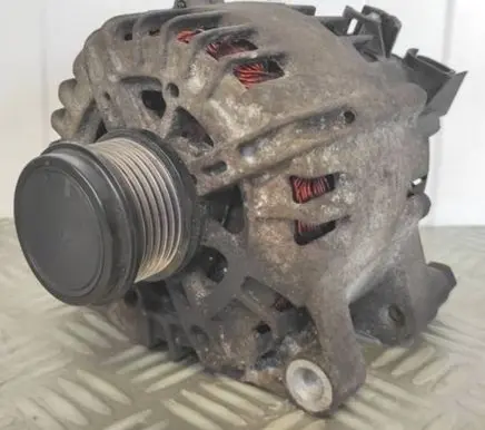 Ford Focus Generator/alternator AV6N10300GC 111036194 30659390