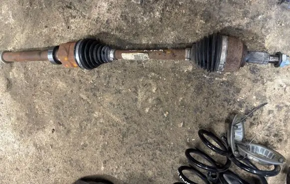 Renault Captur II Front driveshaft 391008444R