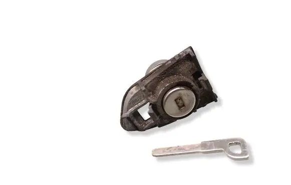 Ford Mondeo MK V Front door lock (next to the handle) DS7AF21990