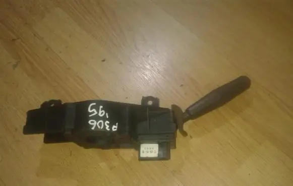 Peugeot 306 Wiper control stalk 96104967zl