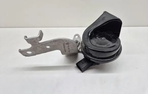 Porsche Cayenne (92A) Horn signal 7P5951183E 7P5951186C