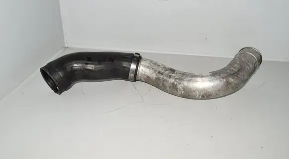 BMW 5 E39 Intercooler hose/pipe