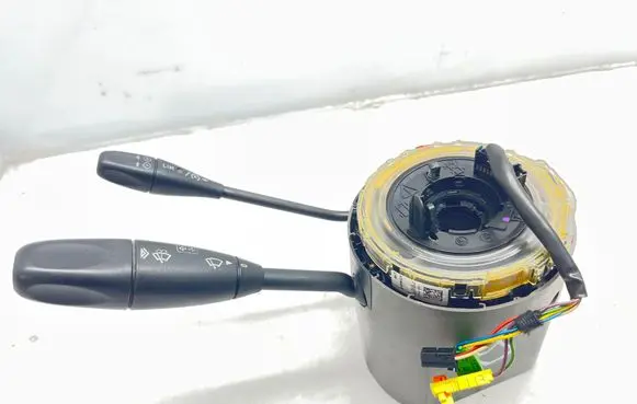 Mercedes-Benz E W211 Wiper turn signal indicator stalk/switch A1715406445