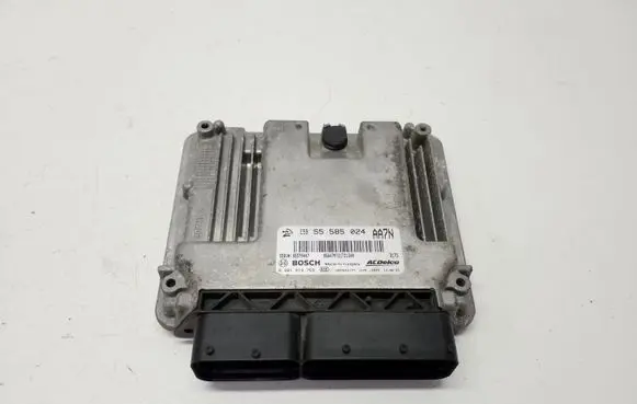 Opel Insignia A Engine control unit/module 0281018769 55585024