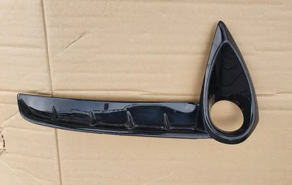Lexus UX Front fog light trim/grill 9148176060