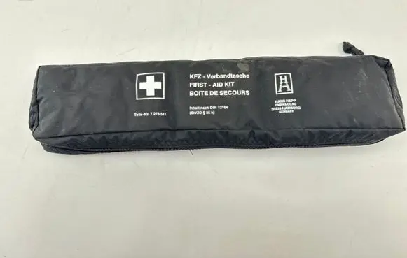 BMW 5 F10 F11 First aid kit