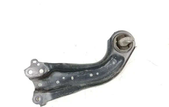 Toyota RAV 4 (XA50) Rear control arm