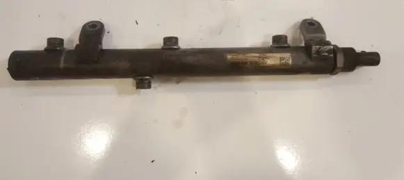 Mercedes-Benz CLS C219 Fuel main line pipe A6420700695 0281002504