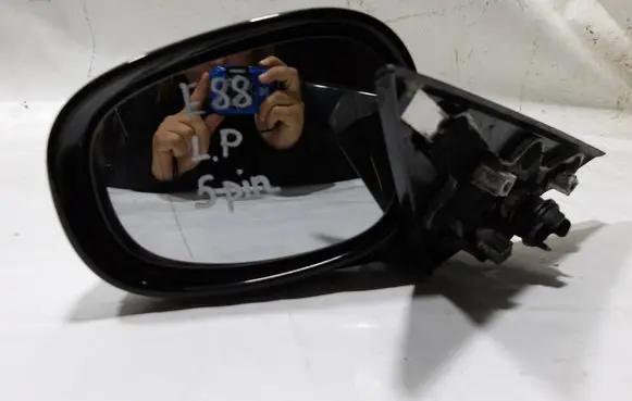 BMW 1 E82 E88 Front door electric wing mirror 1L1