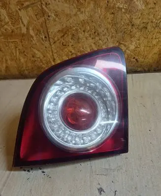 Volkswagen Golf Plus Tailgate rear/tail lights 5M0945093J 89033601