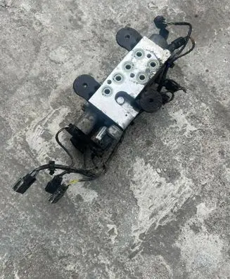 Land Rover Range Rover Sport L494 Active stabilizer control/valve assembly FPLA5E487AA