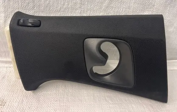 BMW 7 G11 G12 (B) pillar trim (top) 7355330