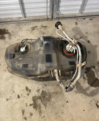 Subaru XV I Fuel tank 