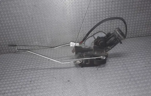 Suzuki Grand Vitara I Front door lock