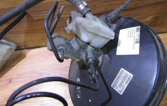 Citroen Xsara Picasso Master brake cylinder 221710