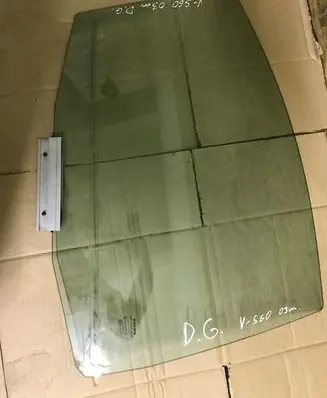 Volvo S60 Rear door window glass E000186