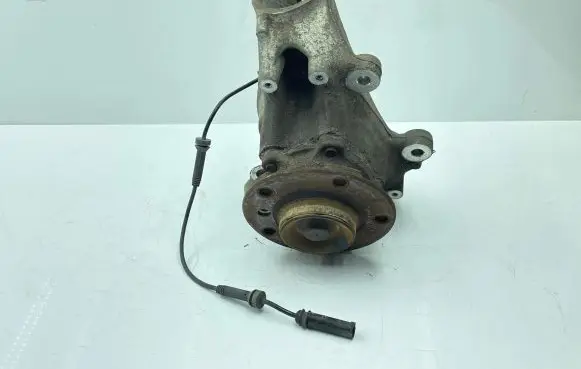 BMW 1 F20 F21 Front wheel hub 6792285