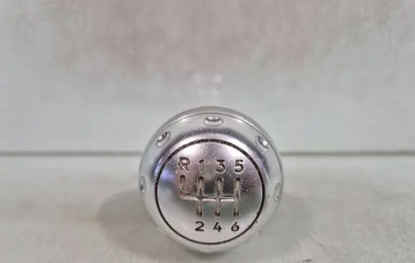 Audi TT Mk1 Gear lever shifter trim leather/knob