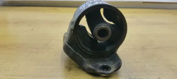 Hyundai i30 Engine mount bracket 219112H000