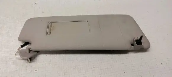 BMW X3 E83 Sun visor 8373575 19686541