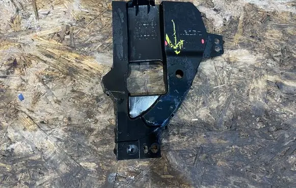 Mazda CX-30 Front bumper mounting bracket DFR5-501U1 S2510G184