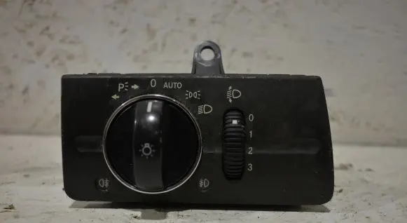 Mercedes-Benz E W211 Light switch 2115450304