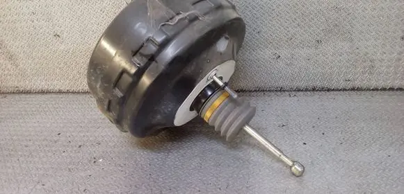 Opel Insignia A Brake booster 13228183
