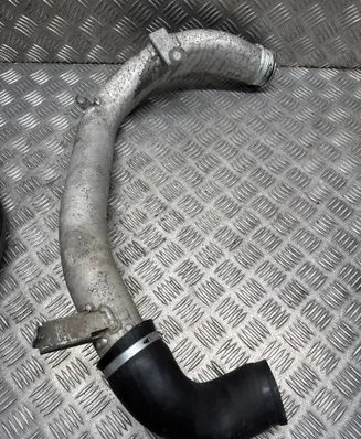 Intercooler hose/pipe