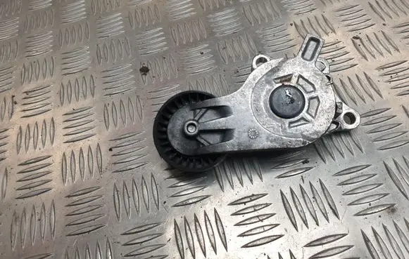 Peugeot 3008 II Generator/alternator belt tensioner 9803757580