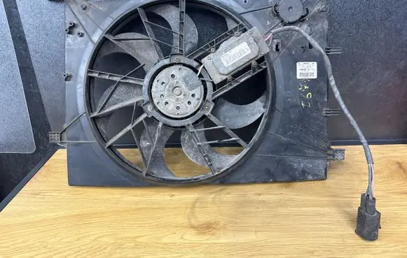Volvo S80 Electric radiator cooling fan 8649522