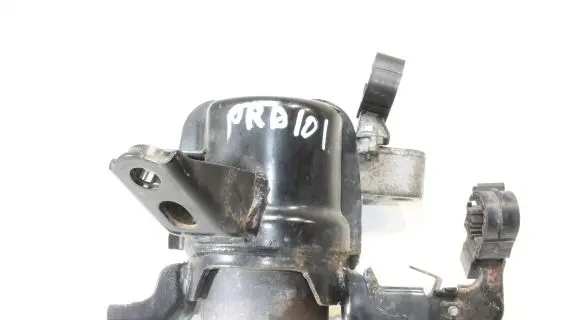 Toyota Auris 150 Engine mount bracket