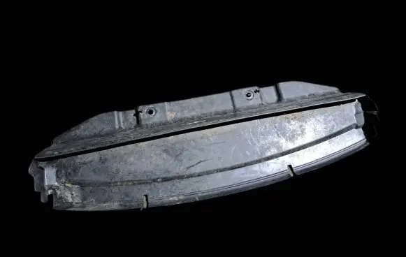 BMW 1 E81 E87 Radiator trim 7128502