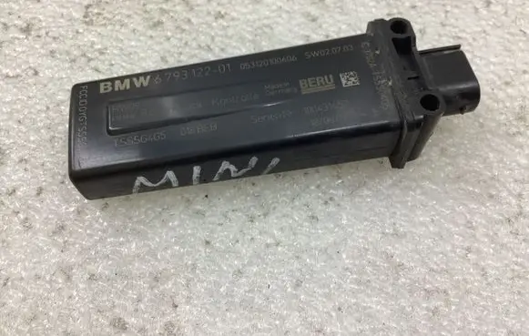 Mini Cooper Countryman R60 Tire pressure control unit 6793122 SW020703 053120100606