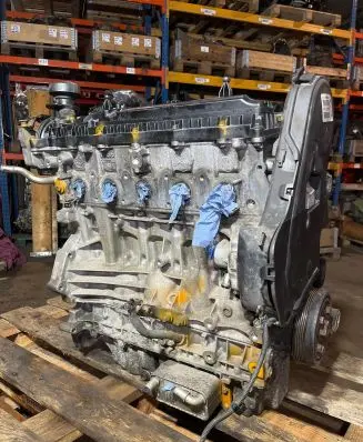 Volvo V40 Engine D5204t6 T12466 P0030777363