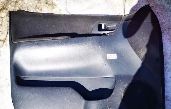 Toyota Corolla Verso E121 Front door card panel trim 6773613020