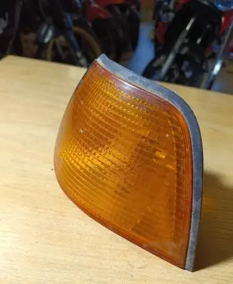 BMW 3 E36 Front indicator light 1387043
