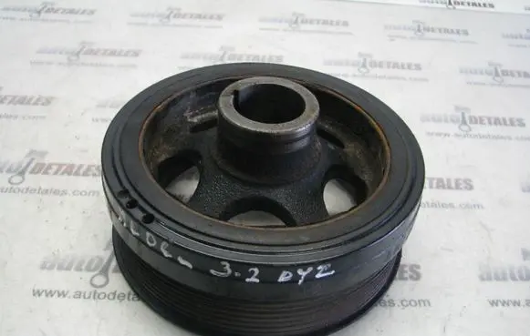 Mercedes-Benz GL X164 Crankshaft pulley A6420300103