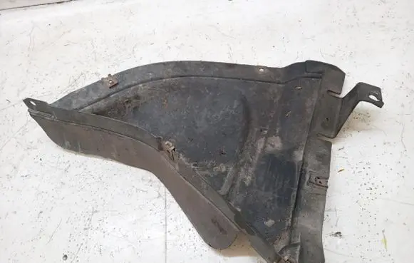 BMW 7 F01 F02 F03 F04 Rear/tail light trim molding 7185005
