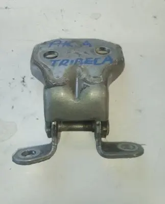 Subaru B9 Tribeca Front door lower hinge 