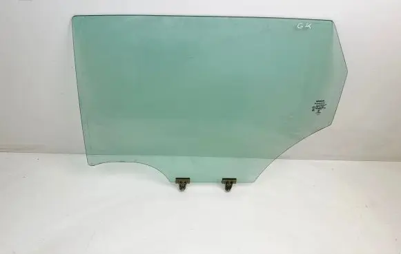 Nissan Qashqai Rear windscreen/windshield window 43R001583 E000199 AS2M3232DOT682